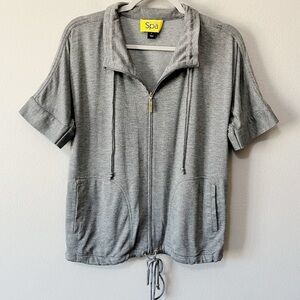 St. John Spa Gray Full Zip Short Sleeve Sweatshirt Size Small Pockets Adjustable